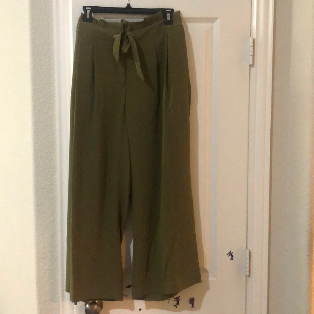 BRAND NEW OLIVE GREEN DRESS PANTS